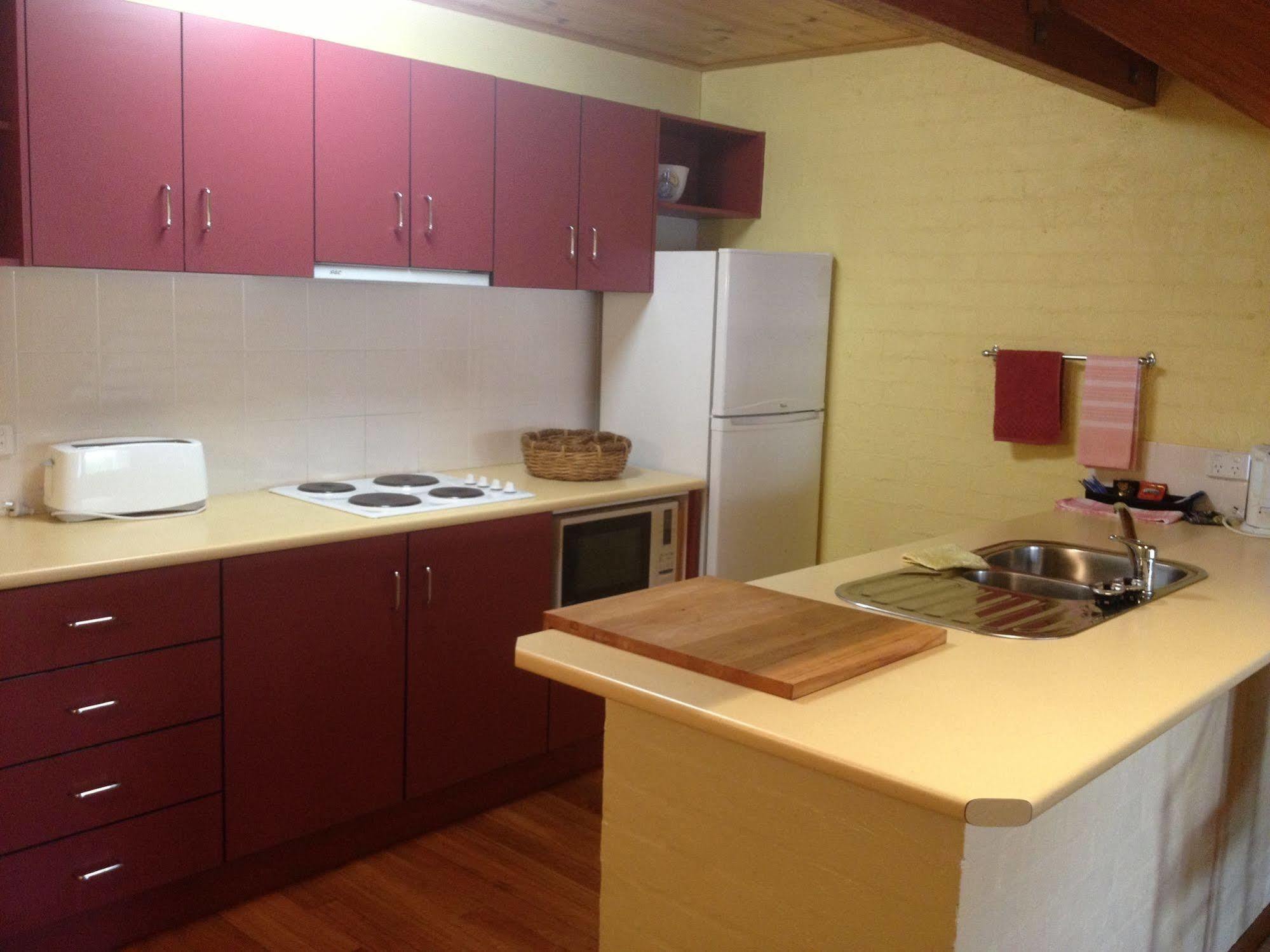 Great Escape Lofts Aparthotel Gloucester Bagian luar foto